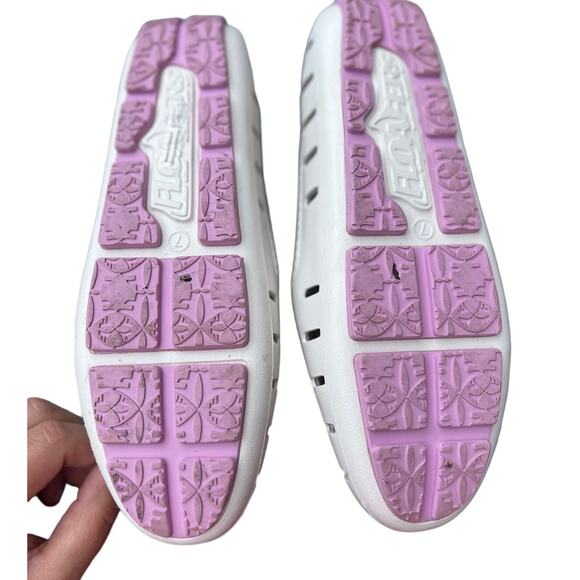 Floafers White Posh Waterproof Loafers Size 7 - Picture 8 of 8